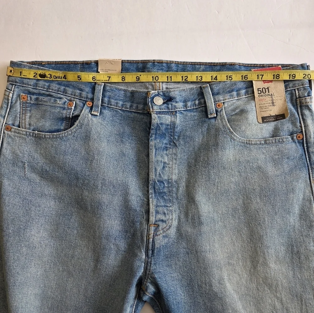 Levi's 501 40x30 Blue Distressed Jeans